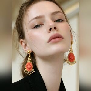 Celebrity Coral Look Floral Filigree Gold Tone Clip Earrings Vintage